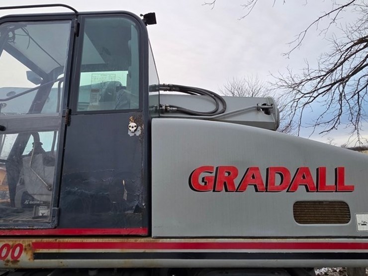 2001-gradall-xl3100-image-12