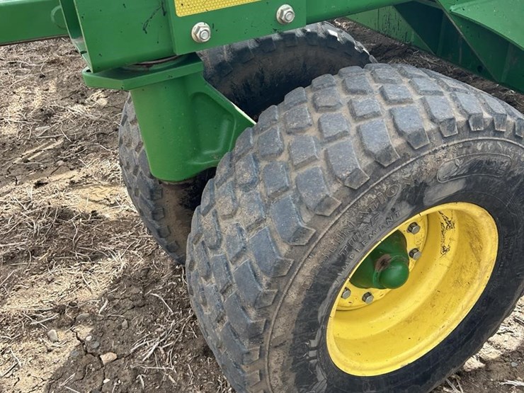 2014-john-deere-1895-image-29