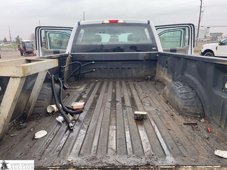 2019-ford-f350-image-29