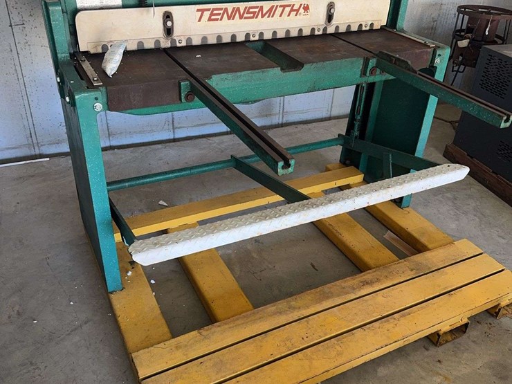 tennsmith-4-ft-x-16-ga-foot-squaring-shear-image-2