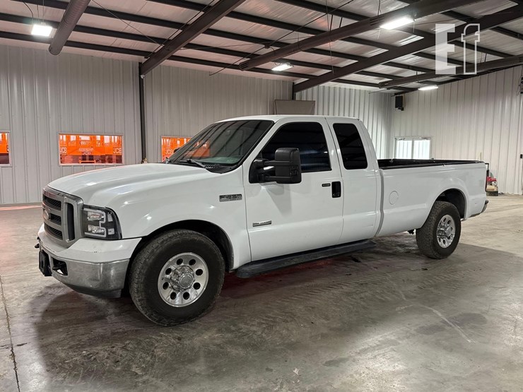 2006-ford-f250-sd-image-1