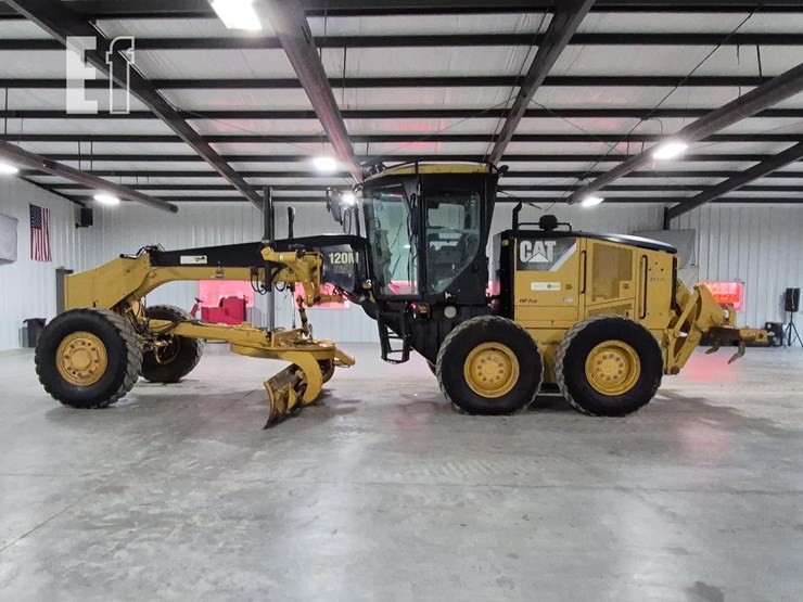 2009-caterpillar-120m-image-5