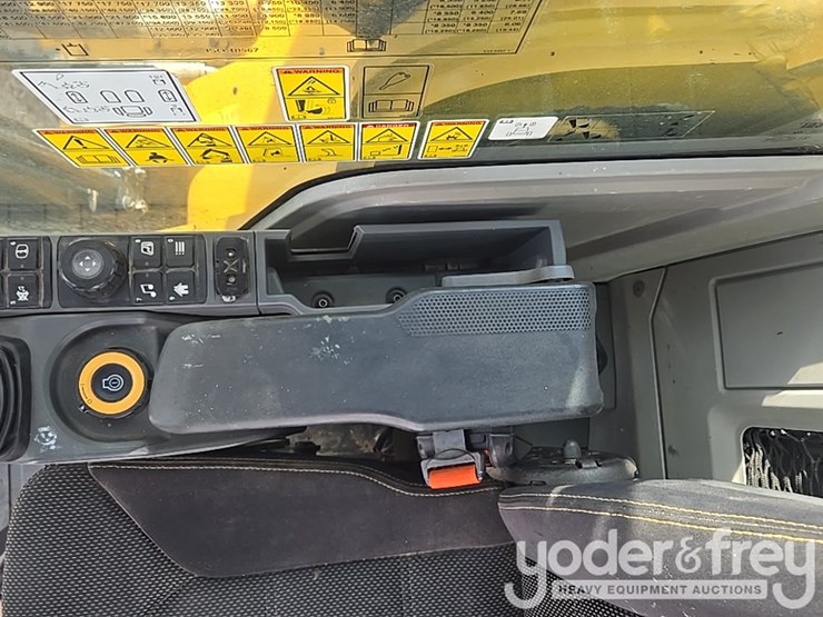 2019-caterpillar-336-image-156