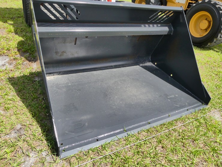 2023-bobcat-l28-image-16