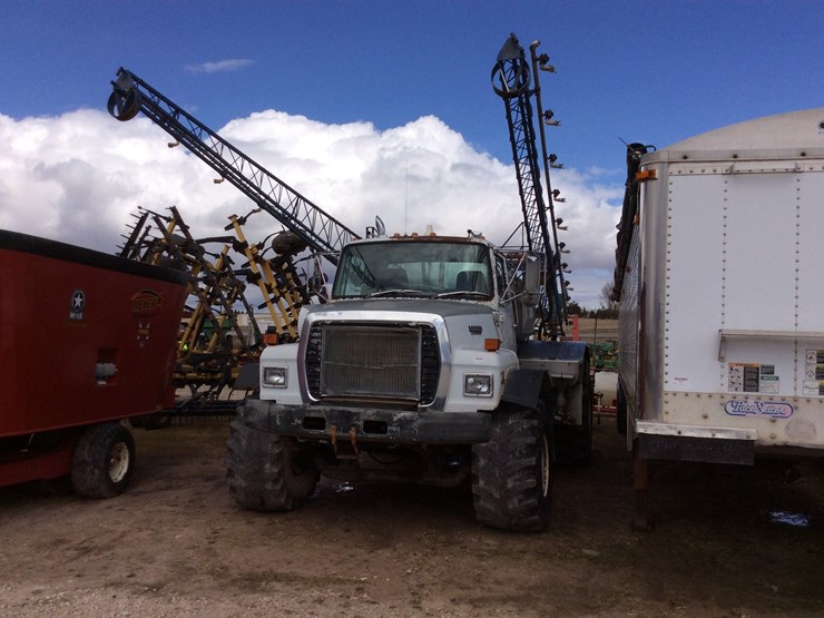 1990-ford-l8000-image-2