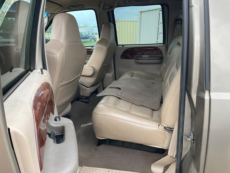 2003-ford-f250-image-11