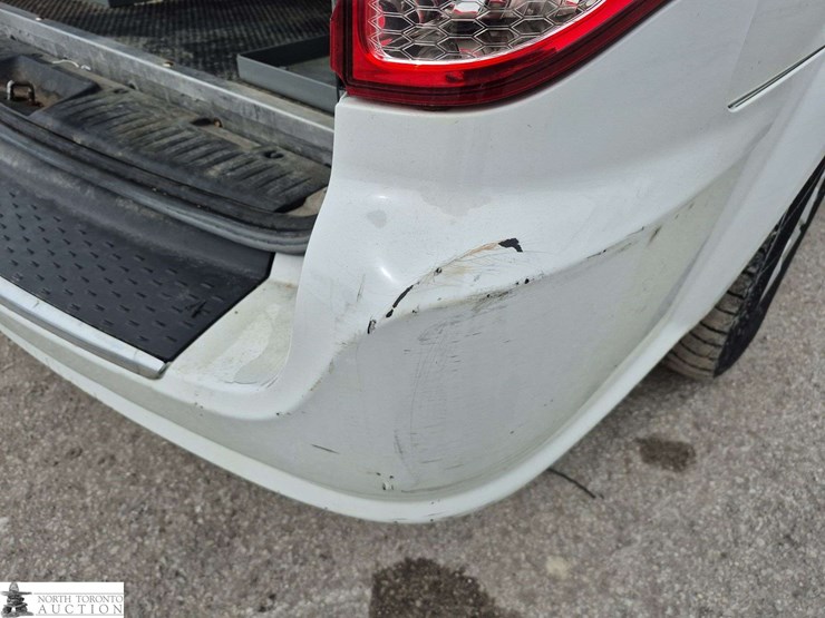 2015-ram-c/v-image-26