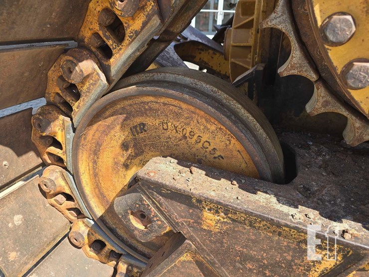 2006-caterpillar-d6r-iii-image-37