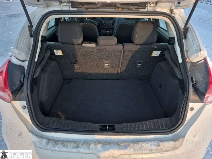 non-operable-2016-ford-focus-image-25