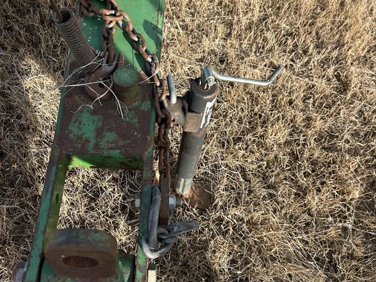 2004-john-deere-1590-image-11