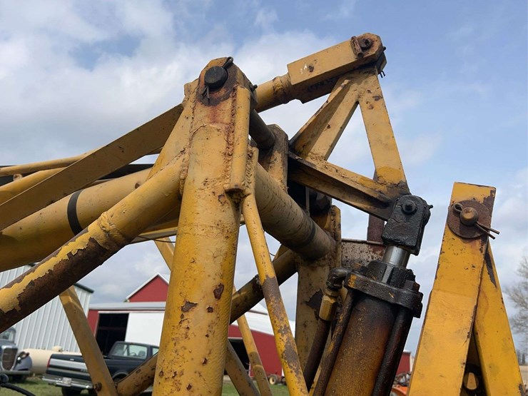 international-300-image-49