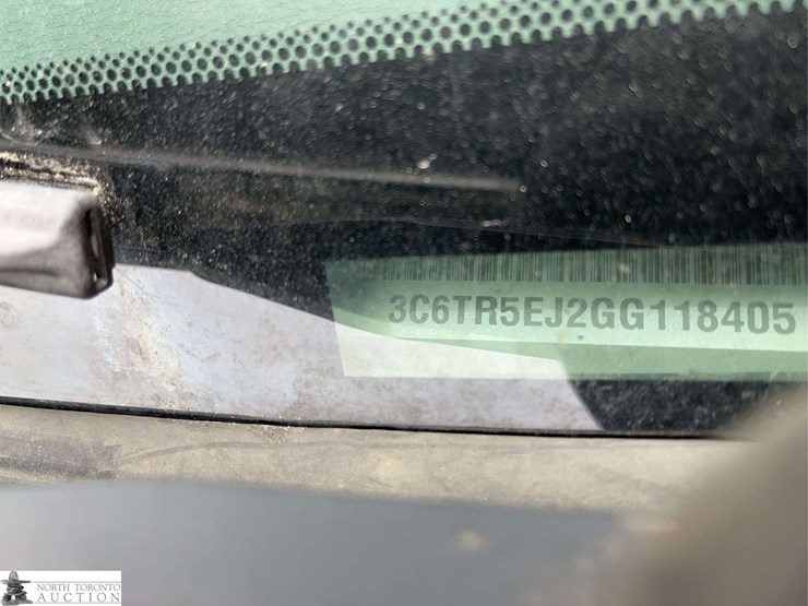 2016-dodge-2500-image-16