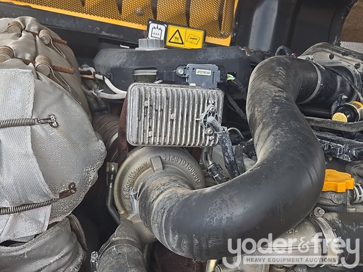 2018-jcb-512-56-image-66