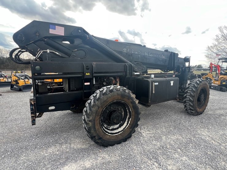 lull-644b-42-image-2