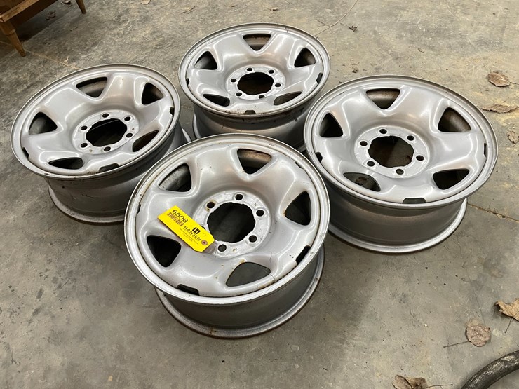 toyota-tacoma-image-1