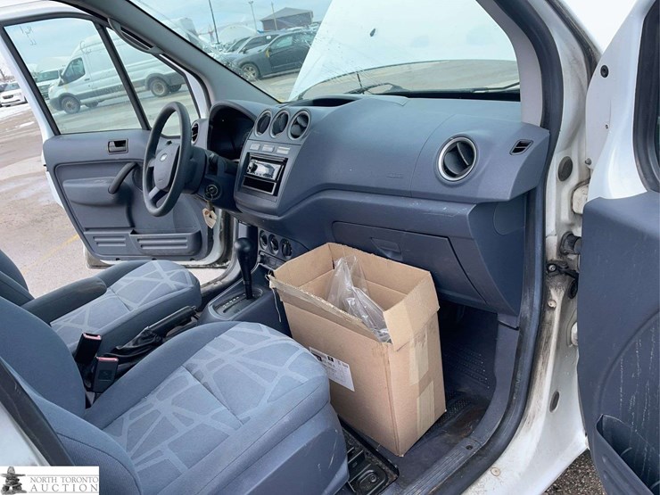 2012-ford-transit-connect-image-18