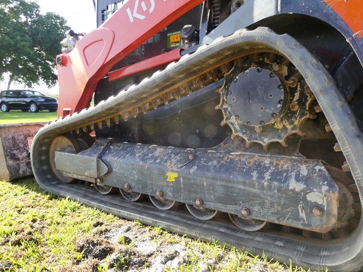 kubota-svl97-2-image-6