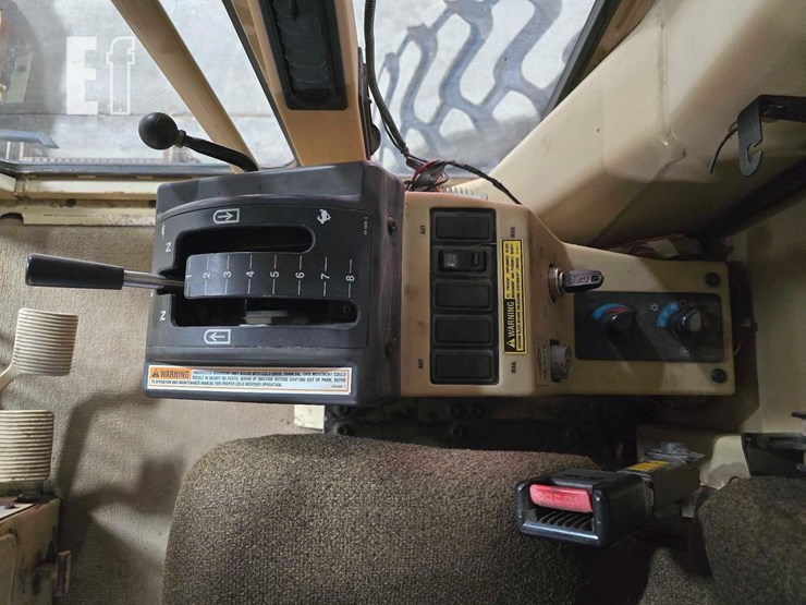 1996-caterpillar-140h-image-18