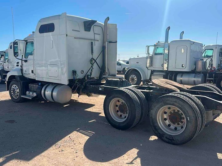 2018-mack-cxu-(pinnacle)-image-5