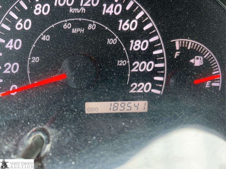 non-operable-2005-toyota-camry-4dr-sedan-image-18