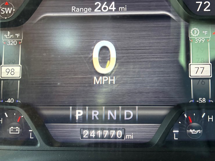 2019-dodge-1500-image-16