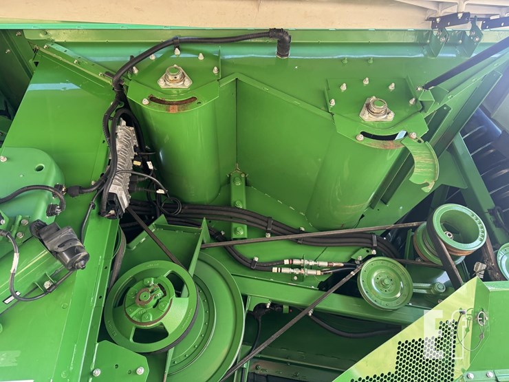 2019-john-deere-s790-image-34