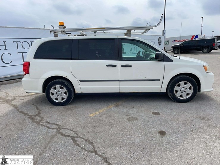 2012-ram-c/v-image-4