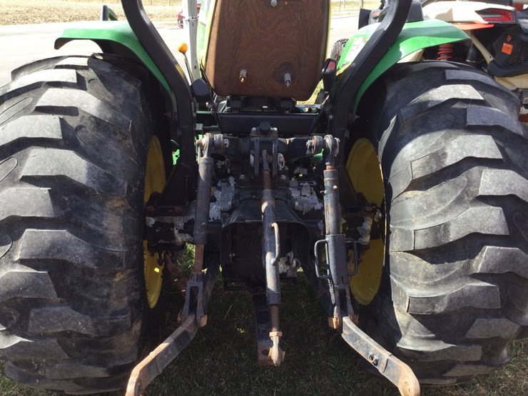 john-deere-4105-image-9
