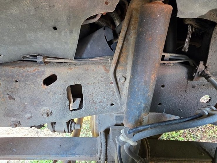 2004-ford-f350-image-28