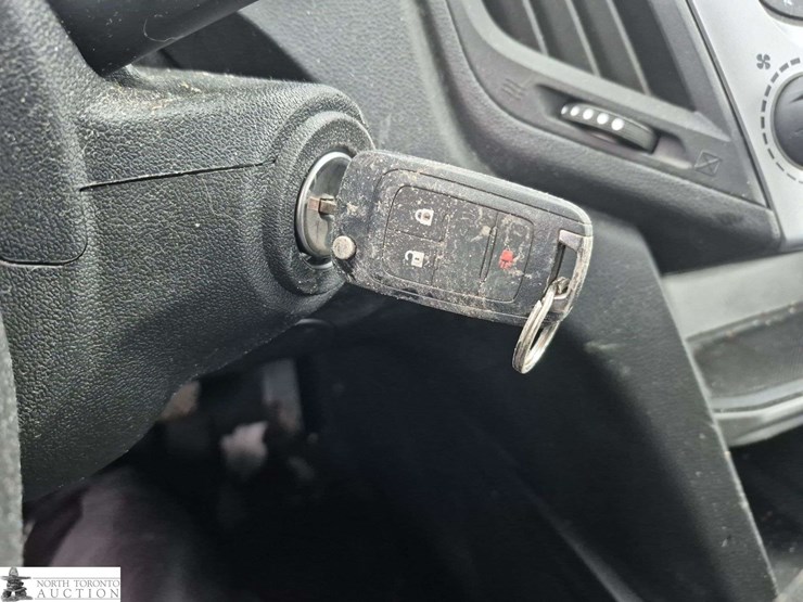 2017-chevrolet-equinox-image-18