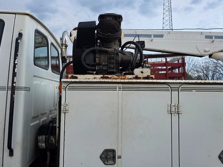 2000-caterpillar-3126-image-9