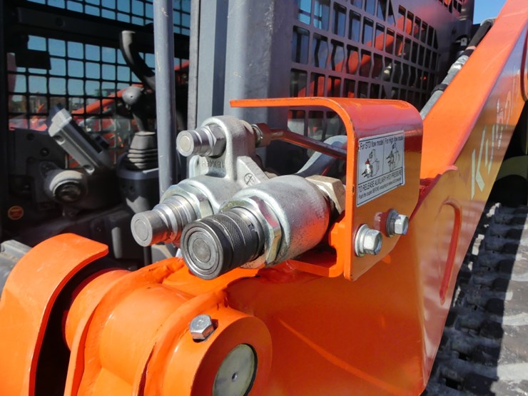 kubota-svl75-3-image-10