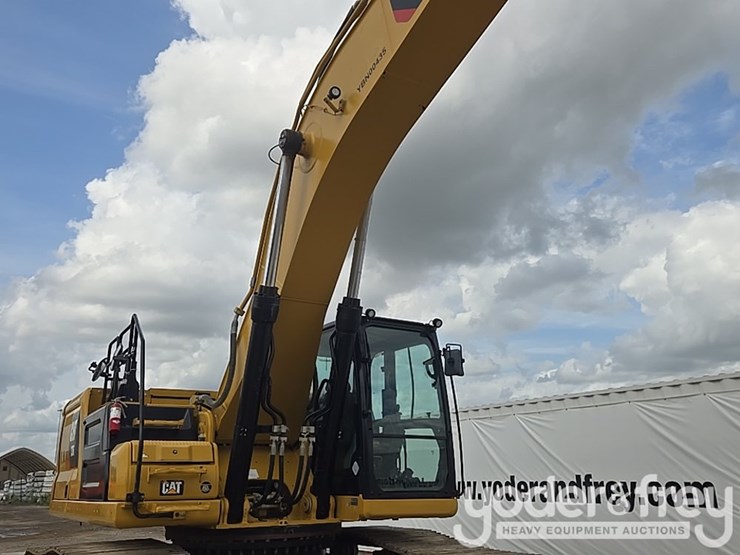 2019-caterpillar-336-image-37