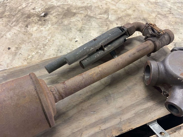 four-chime-exhaust-whistle-and-body-image-11