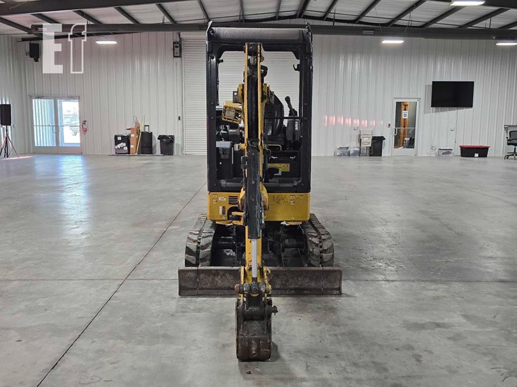 2021-caterpillar-301.8-image-7