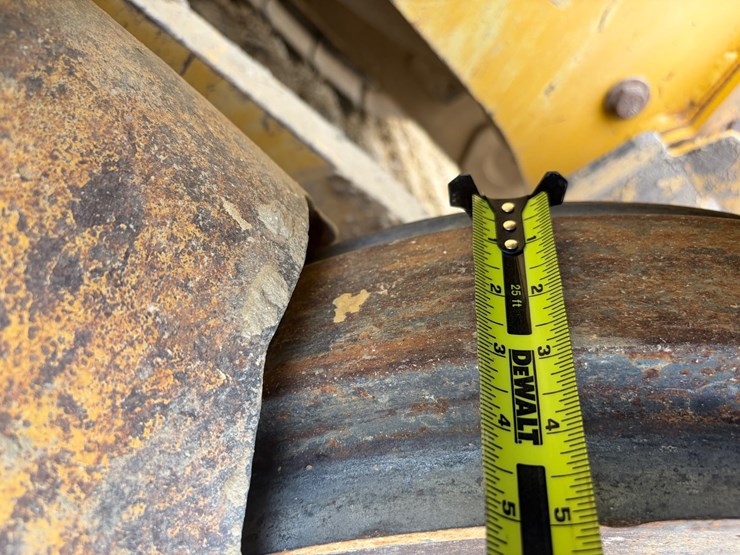 deere-750c-lt-image-22