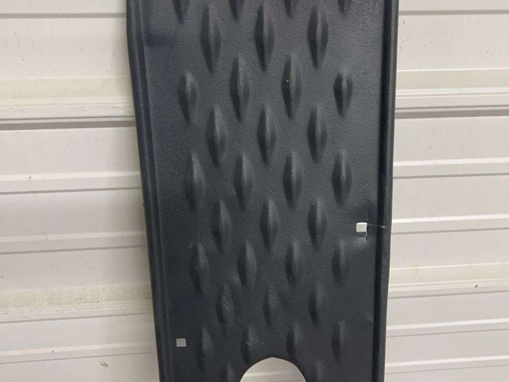 fordson-fender-parts-image-2