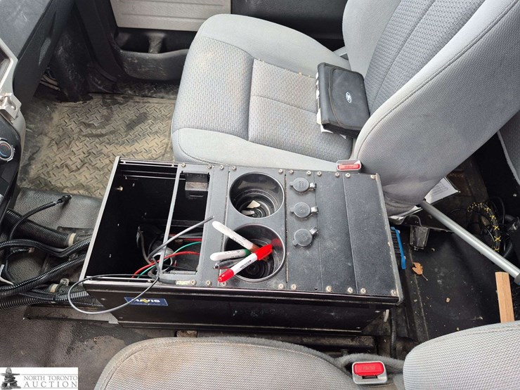 2013-ford-f150-image-21