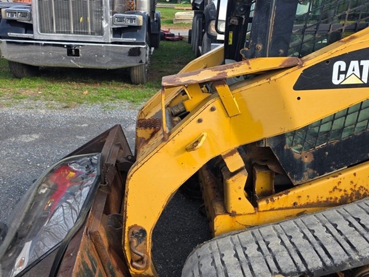 2007-caterpillar-287c-image-9