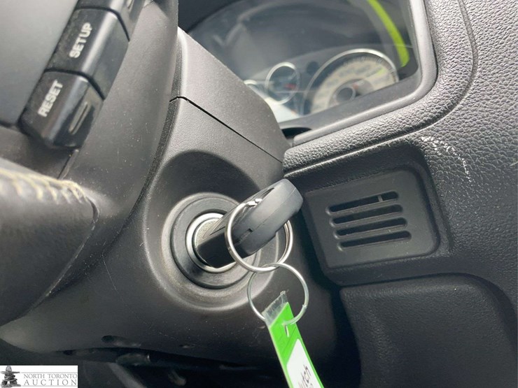 2009-ford-taurus-x-image-14