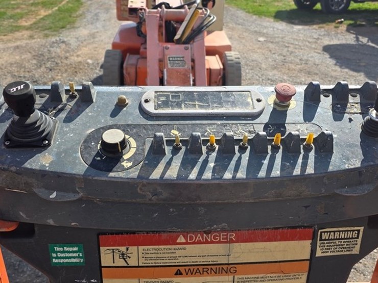 jlg-e400ajp-image-29