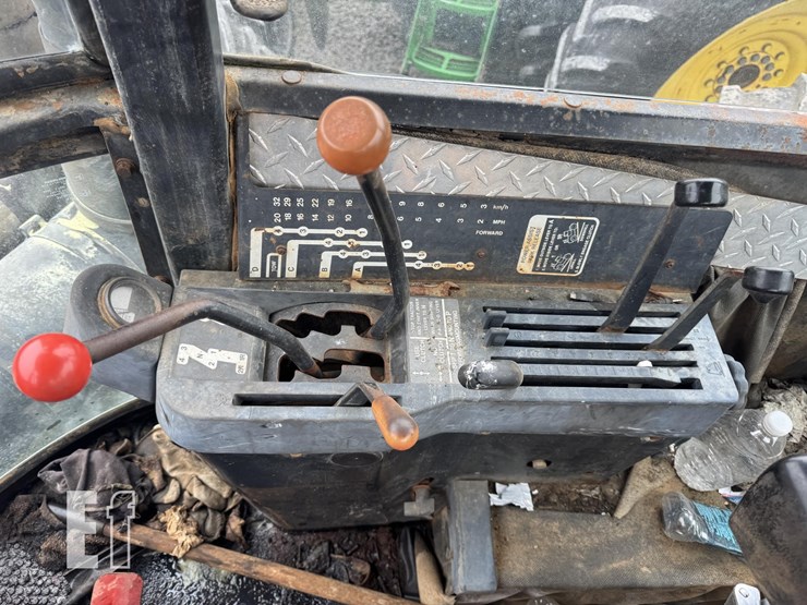 john-deere-8430-image-17