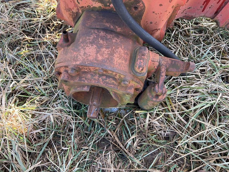 international-parts-tractor-image-30