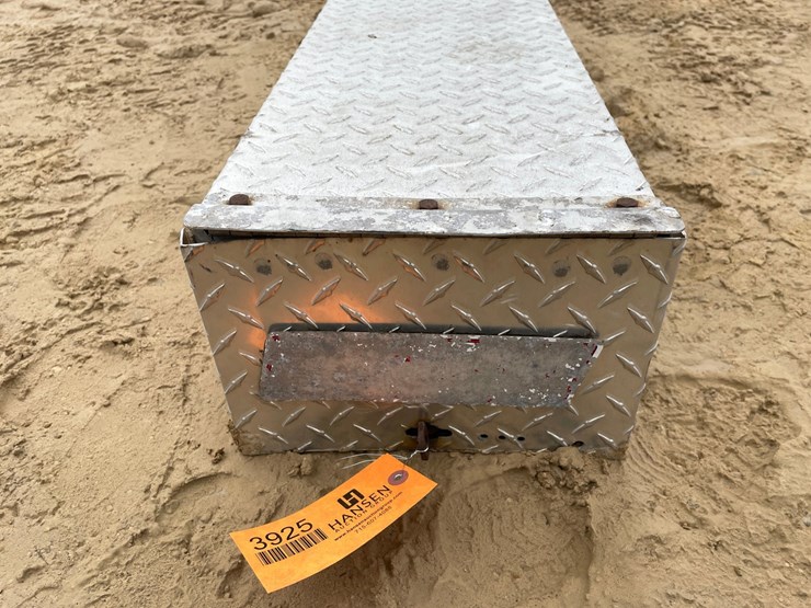 #3925-•-aluminum-truck-box-image-10