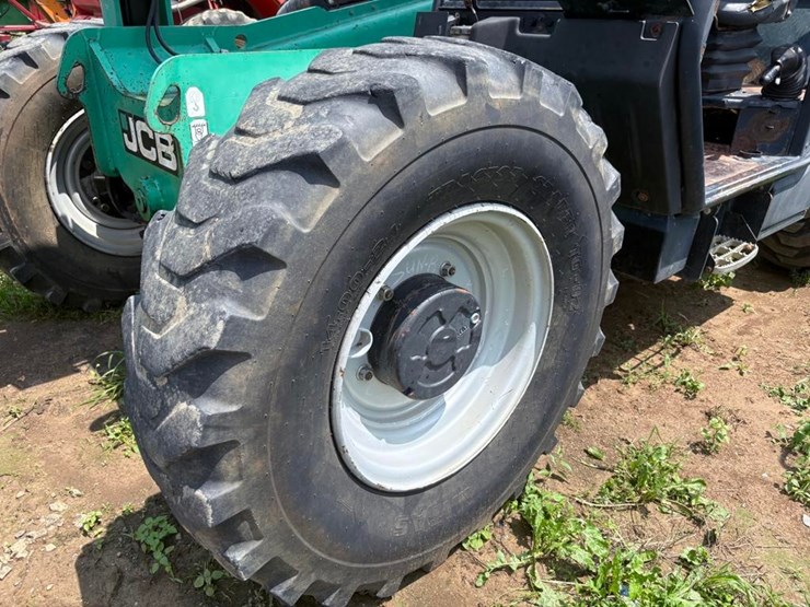 2012-jcb-509-42-image-12