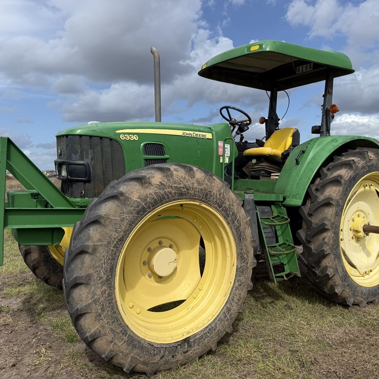 JOHN DEERE 6330