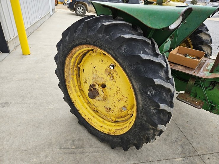 1965-john-deere-2010-image-21