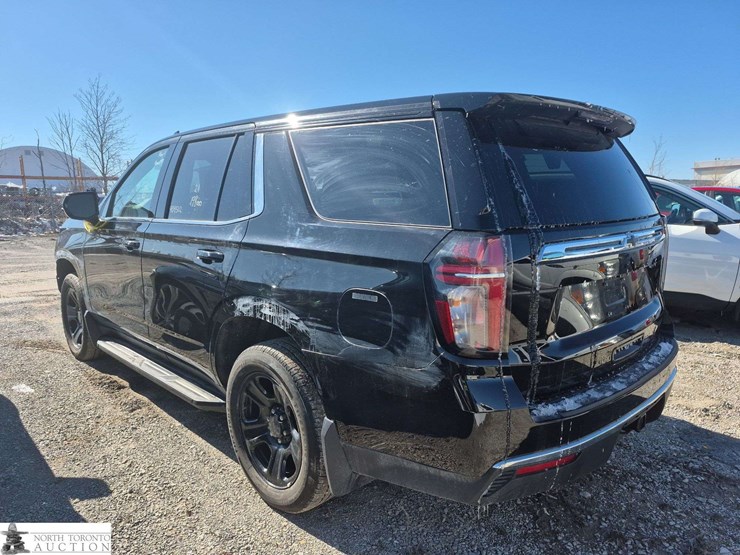 2021-chevrolet-tahoe-image-8