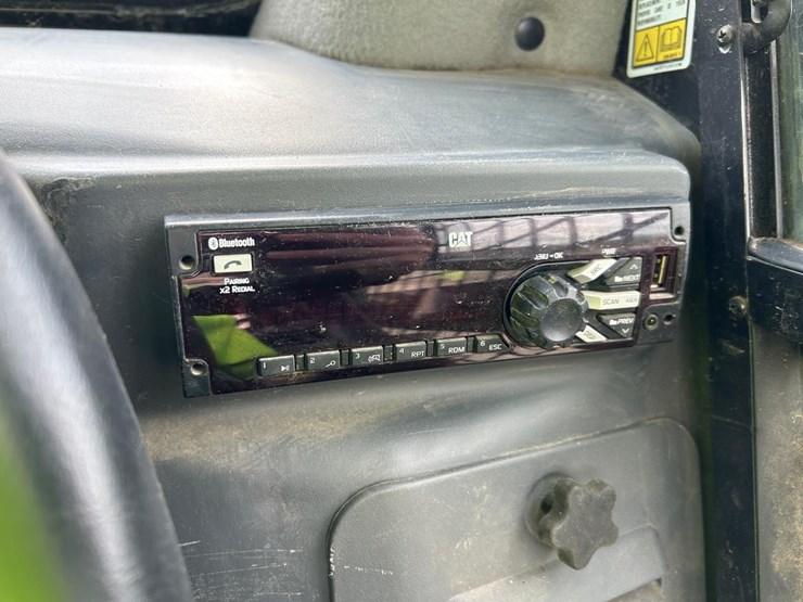 2016-caterpillar-289d-image-28