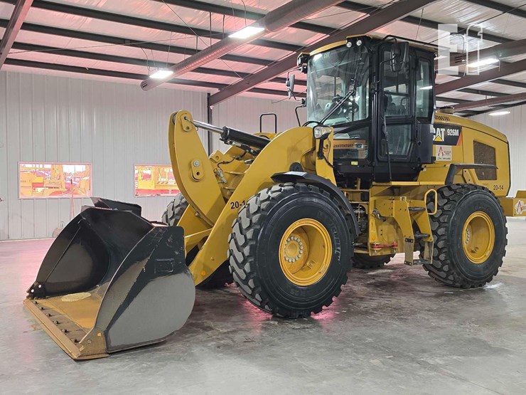 2019-caterpillar-926m-image-1